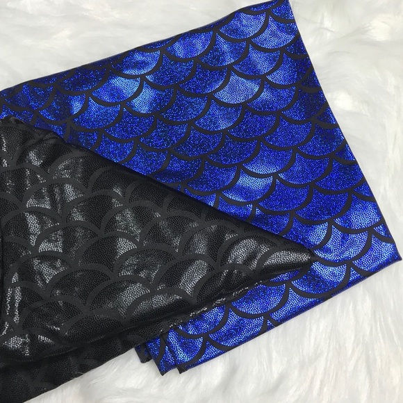 Bundle! Mermaid Fish Scale Stretch Leggings - Picture 5 of 5